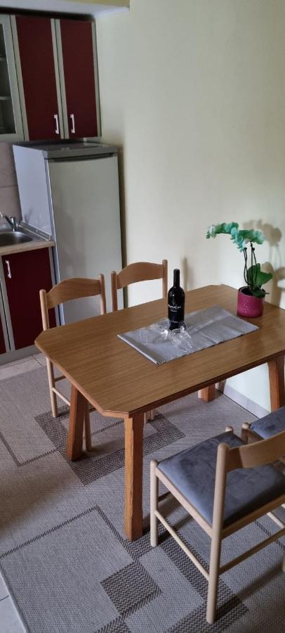 Apartmani Italo 비오그라드나모루 외부 사진